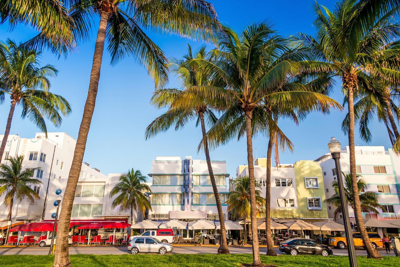 Ocean Spray Hotel Miami Beach Exterior photo